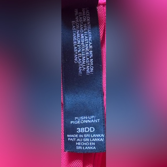 Vintage Victoria’s Secret Push Up Bra - Picture 3 of 3